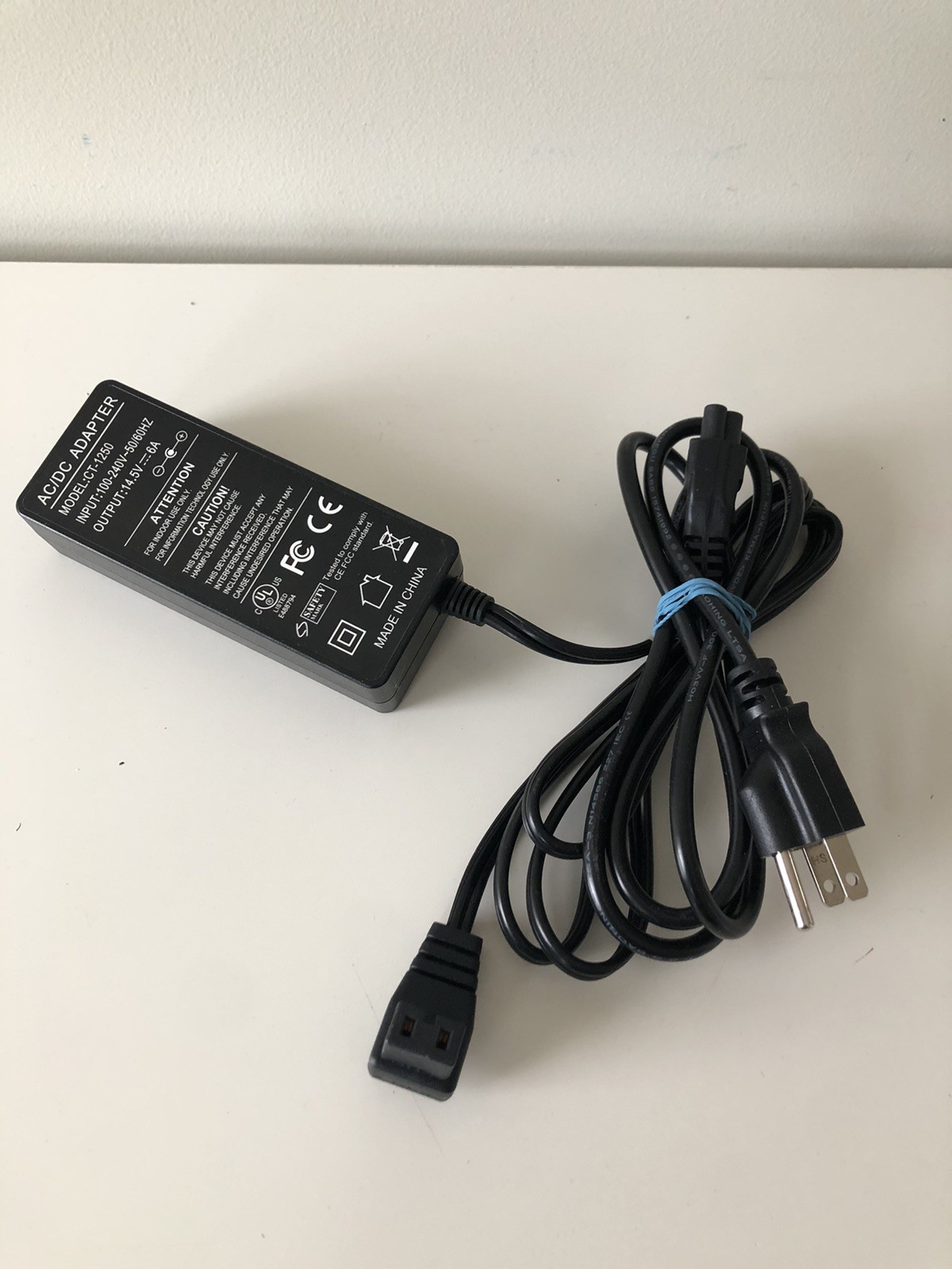 AC/DC Adapter Model CT-1250 Input 100v-240v~50/60Hz Output 14.5 B 6A