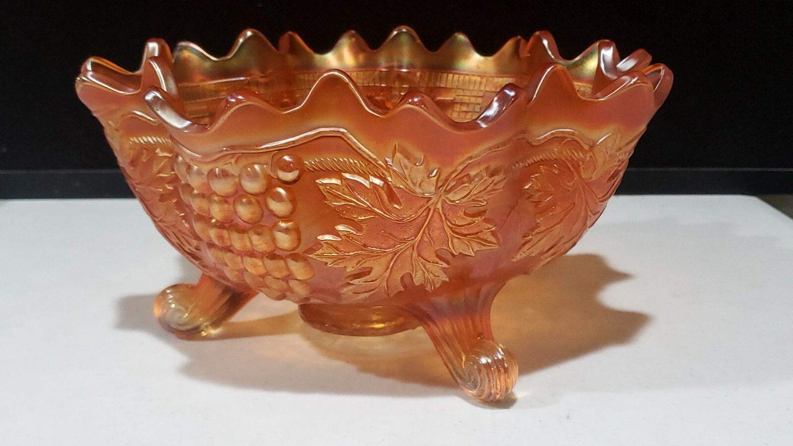 FENTON CARNIVAL GLASS GRAPE & CABLE ORANGE BOWL W/ PERSIAN MEDALLION INTERIOR