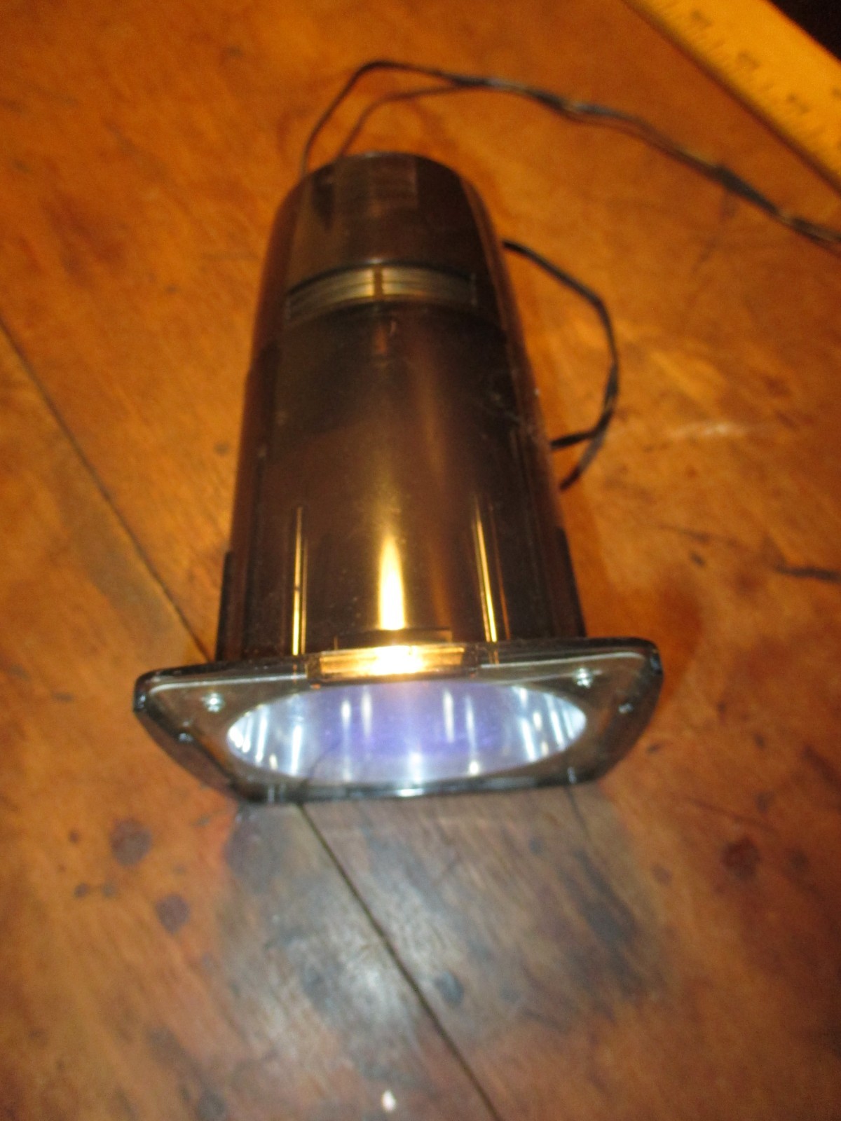 flash light sku#01176460 strobe