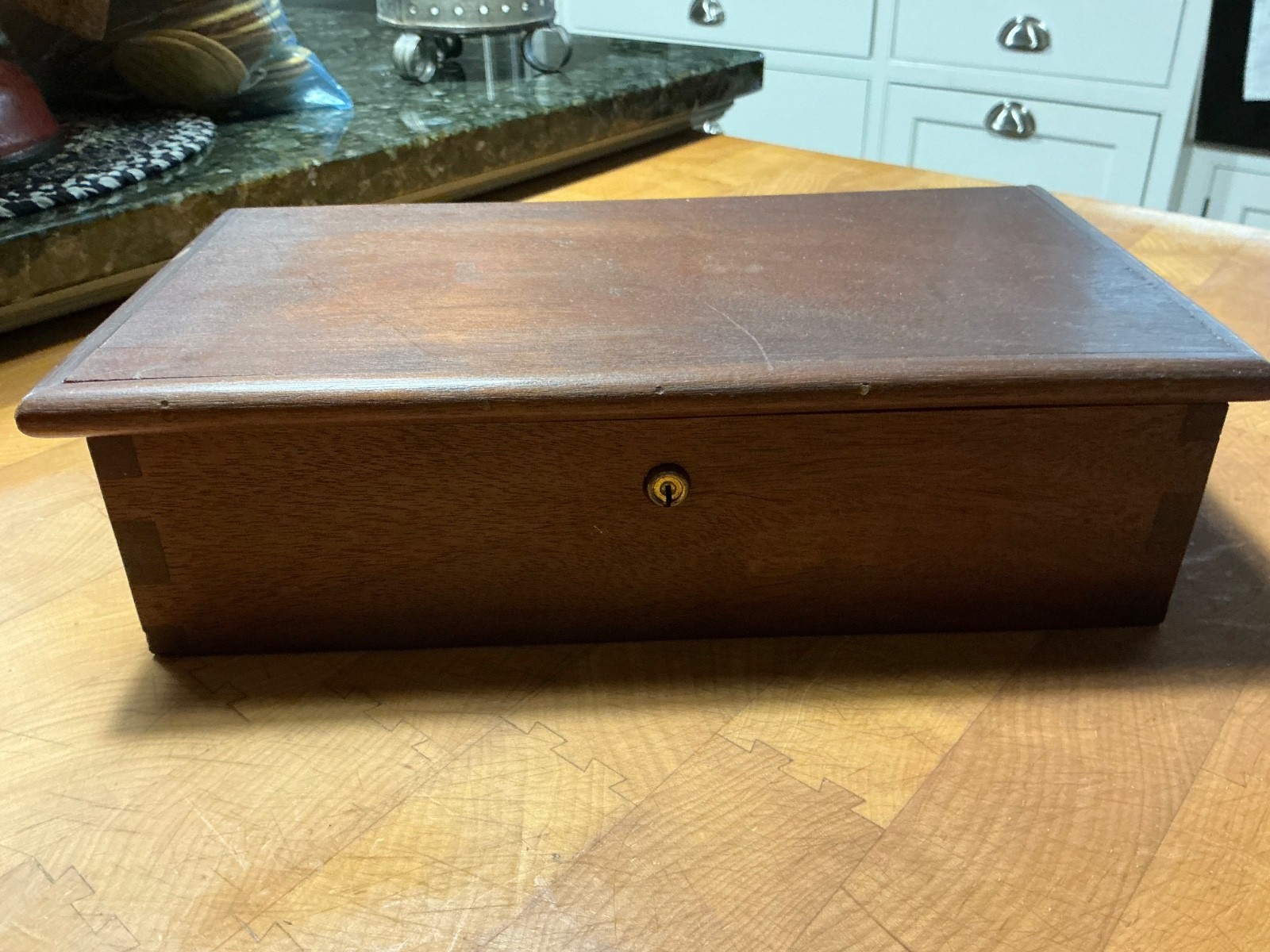 Antique PA walnut lift lid table top lockbox