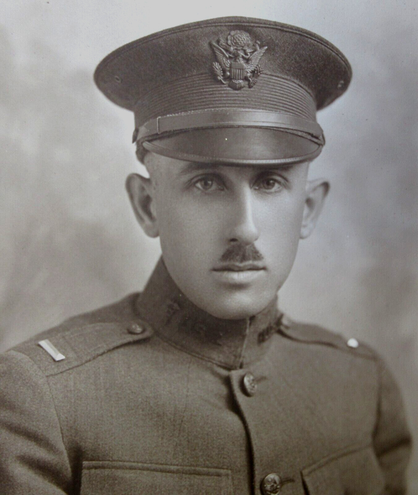 WWI US Army Medical Officer Lieutenant Studio Photo Visor Hat High Collar 1918