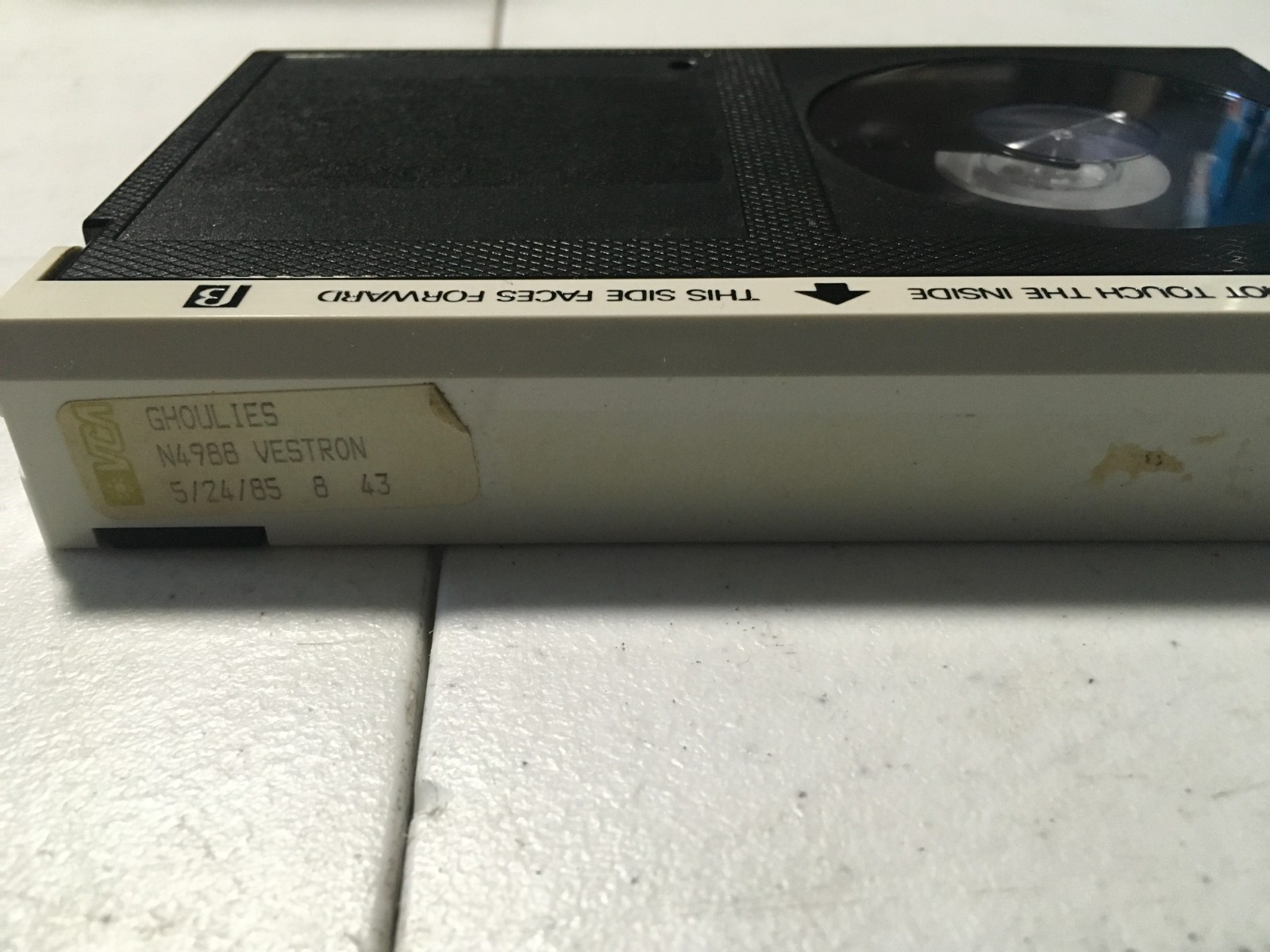 Ghoulies No Title Sticker Betamax Only Not VHS