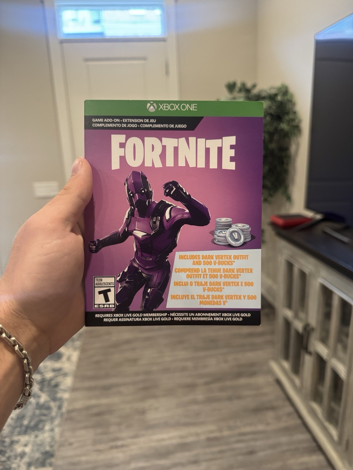 (UNUSED CODE) Dark Vertex Fortnite 500 Vbucks Xbox One Unredeemed code