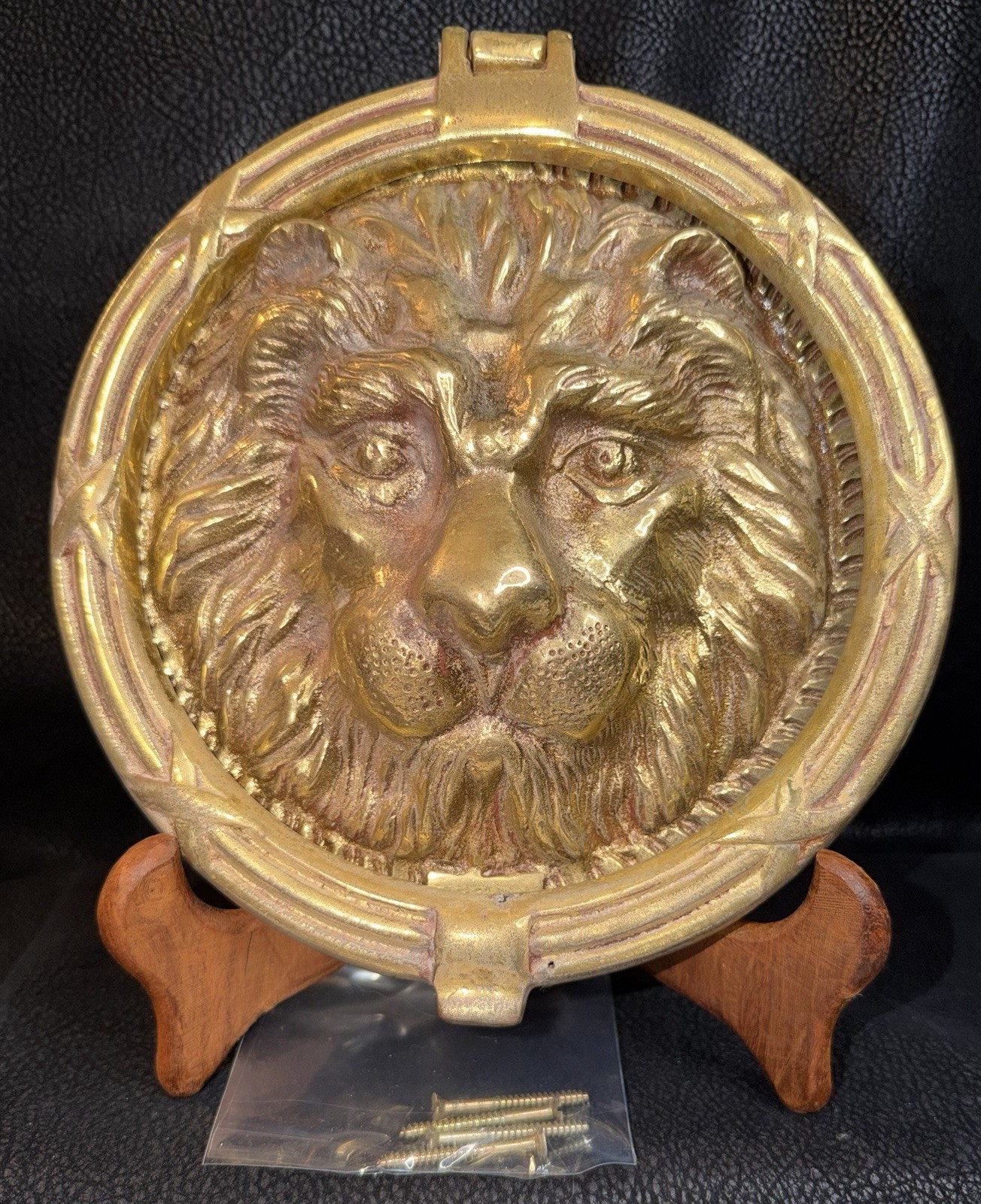 VTG Heavy Brass Lion Head Door Knocker / Wall Decor 9 x 8 inches w/4 screws.