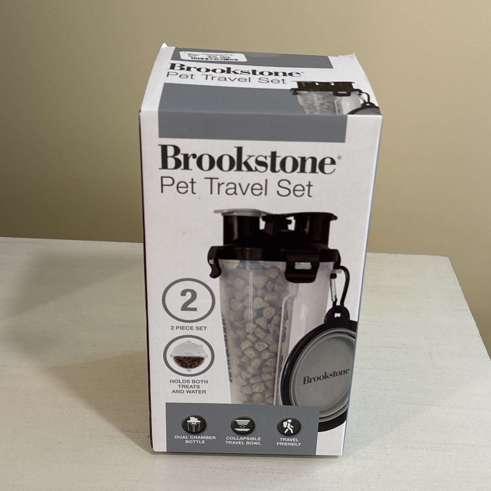 Brookstone Pet Travel Set - Dual Chamber Bottle -Holds Both Treats and Water New