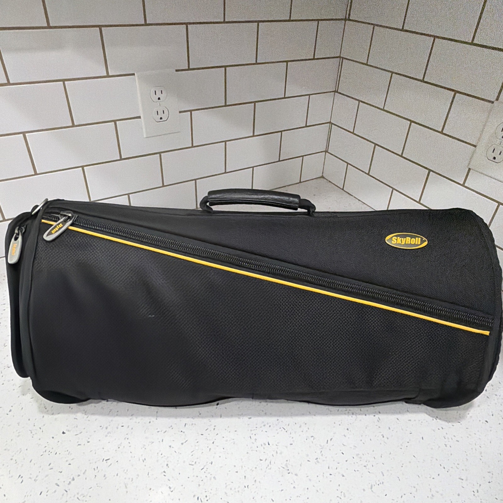 Skyroll Garment Bag Roll Up Luggage Travel Bag Black 24”