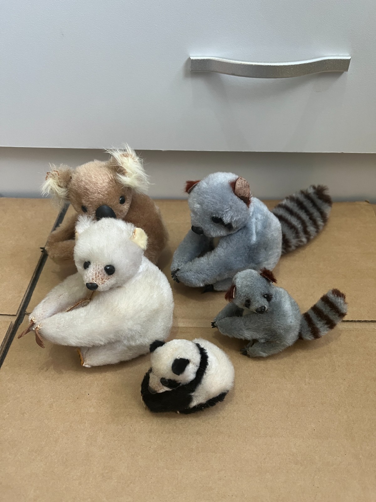 5x Vintage Clip On Grabber Pencil Hugger Animals Toys READ Marks Wear