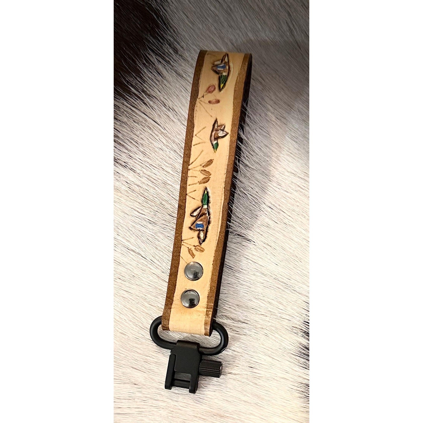   Leather Timber Loop for Duck Hunters with Tree Hook and Hardware Included.