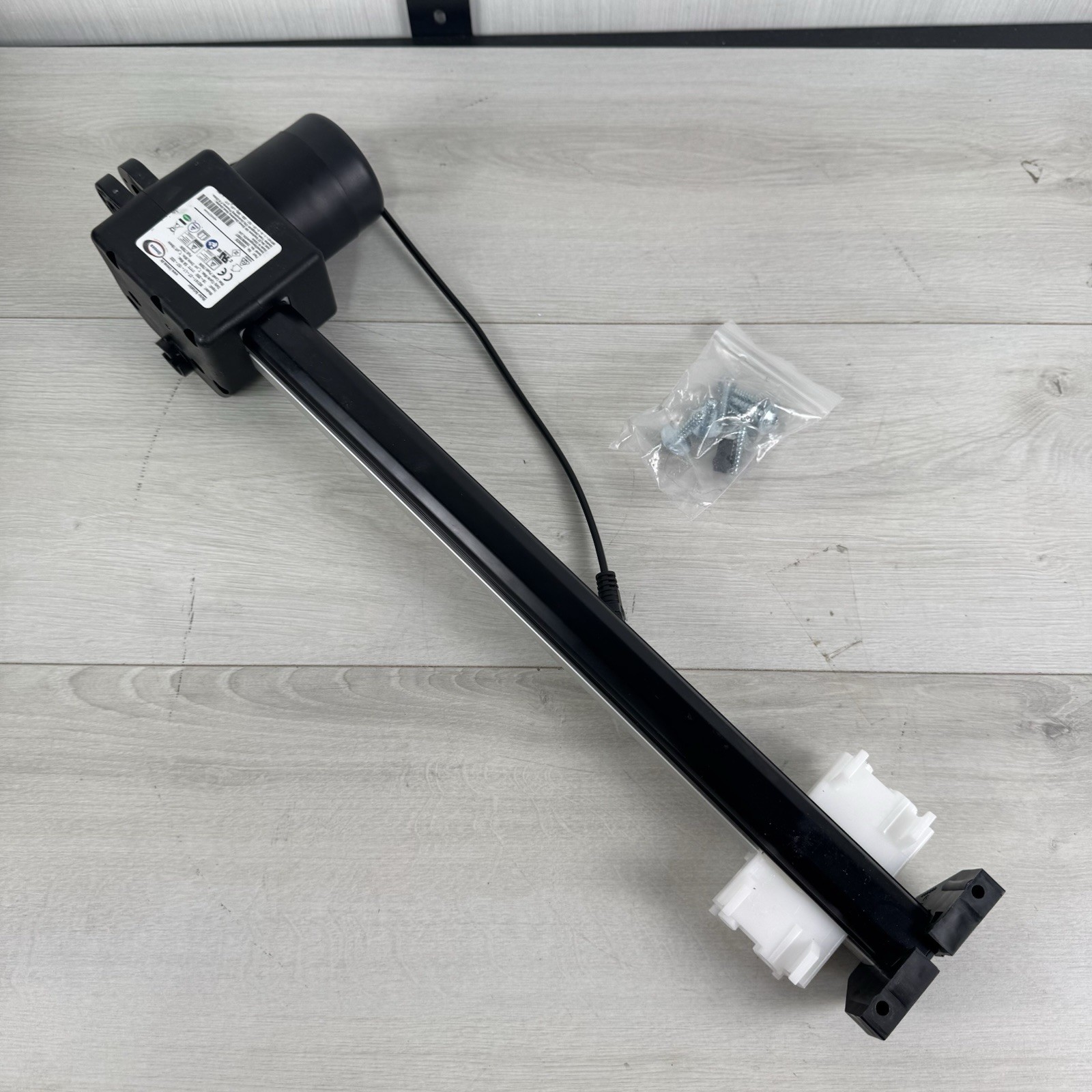 Limos 450917 MD141-27 -L1 -157-333 Recliner Motor