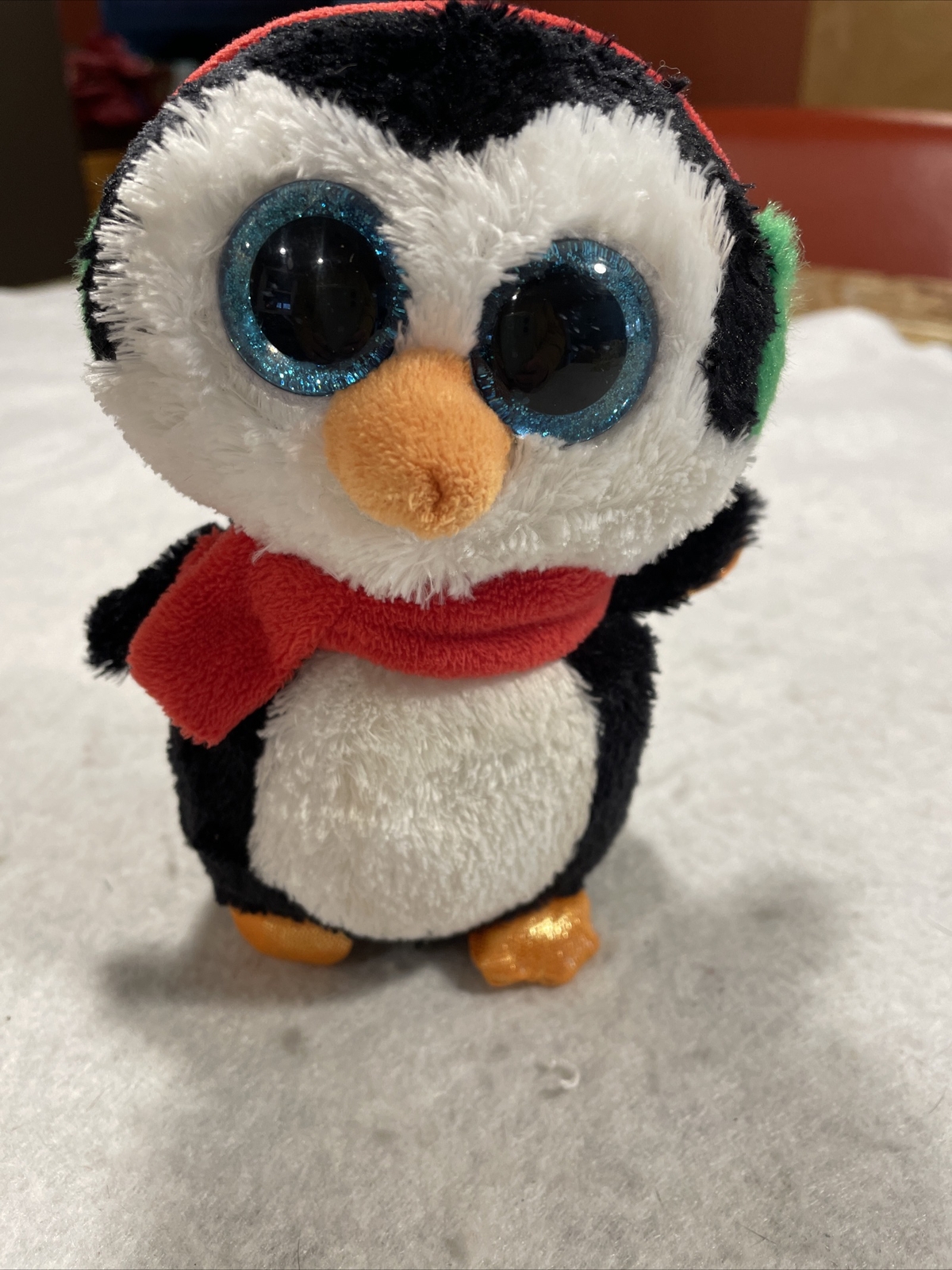 Ty Beanie Boo Boos North Penguin Plush Red Scarf  6" Glitter Eyes NO TAG J42