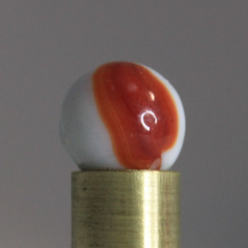 PELTIER GLASS MARBLE PEERLESS ONE RED PATCH ON OPAQUE WHITE 9/16" VINTAGE TARGET