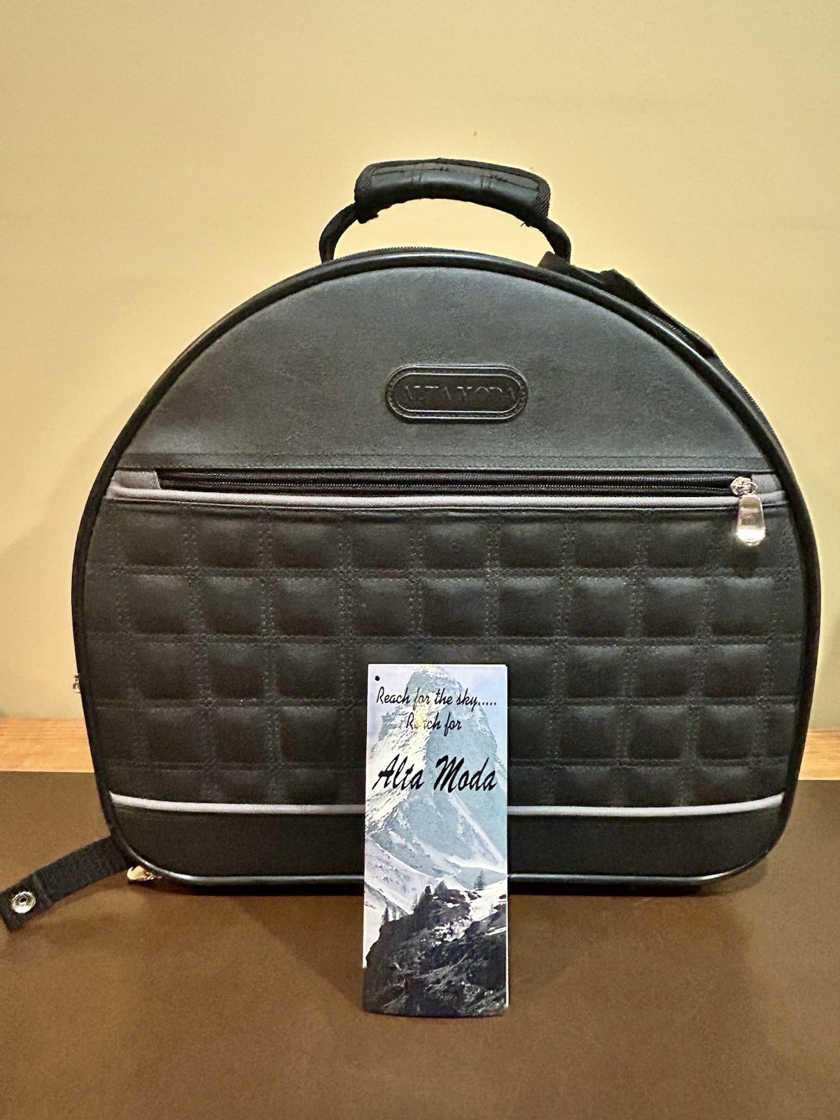 Alta Moda Wig Carry On Travel Case Black 16” w/ Built In Wig Head Stand & Pocket