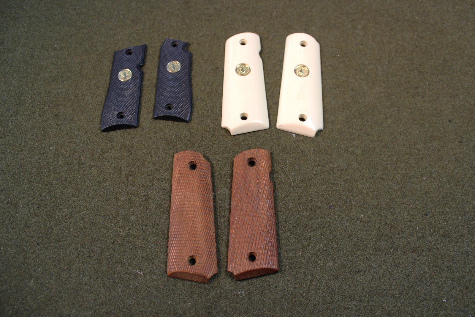 Assorted LOT of COLT  Grips!  Gun show SPECIAL!!