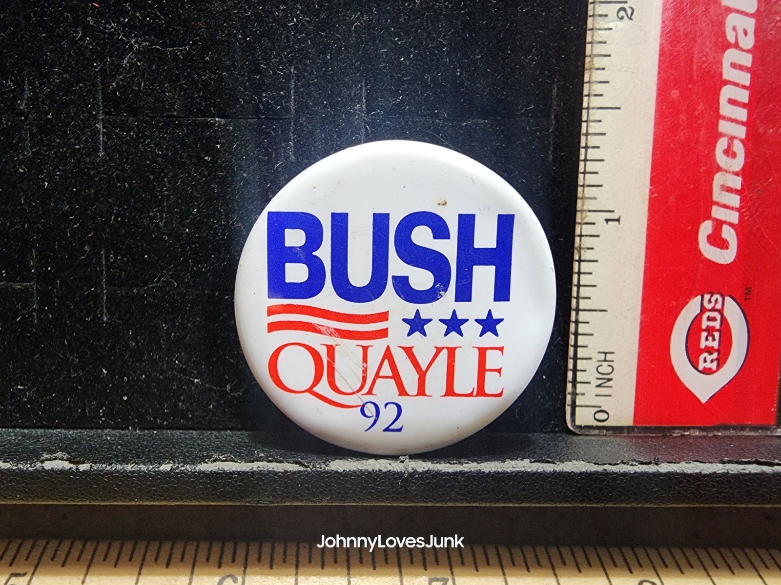Vintage 1992 Bush/Quayle Presidential Political Pinback Button Used