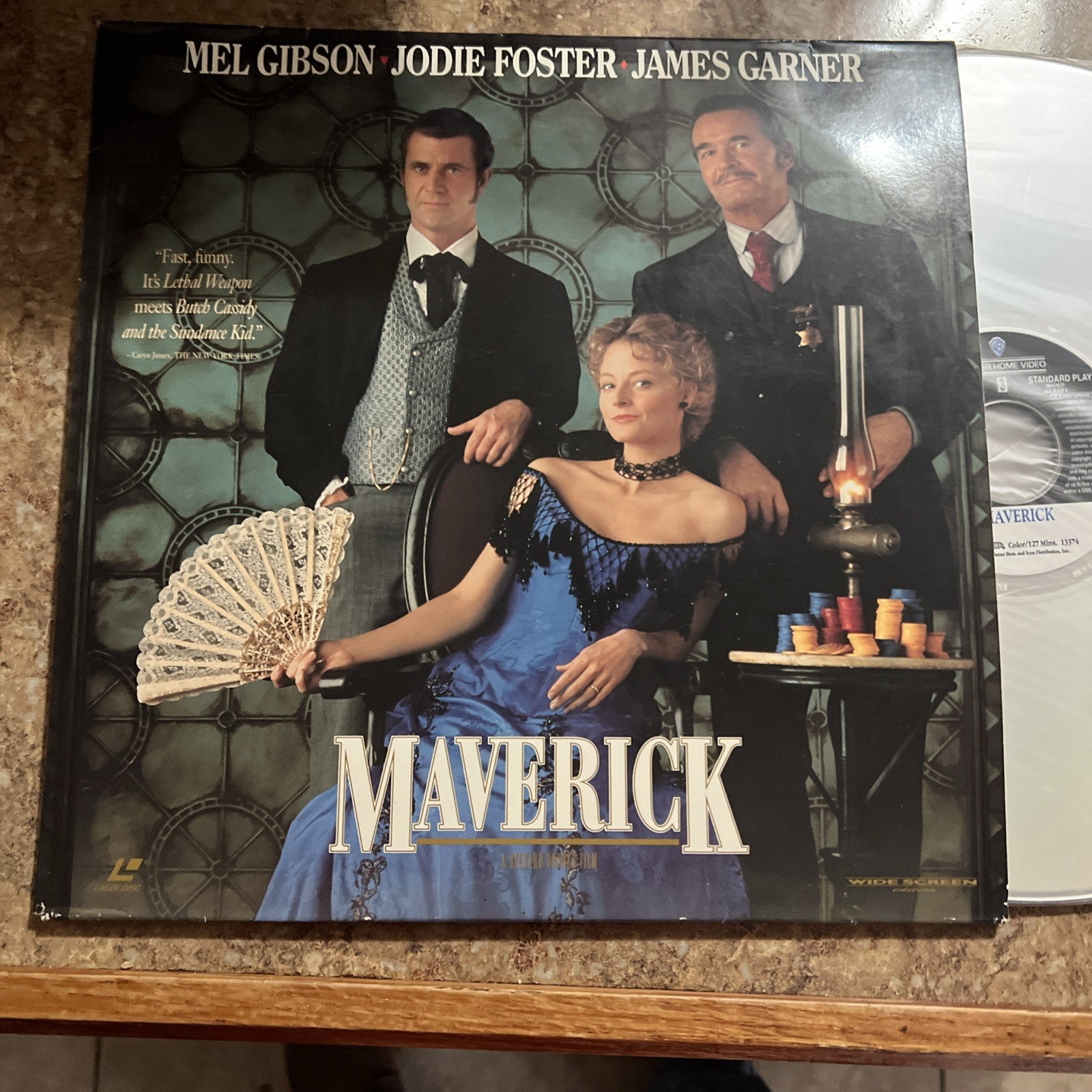 2 Laserdiscs Maverick Mel Gibson Jodie Foster James Garner Widescreen Western PG