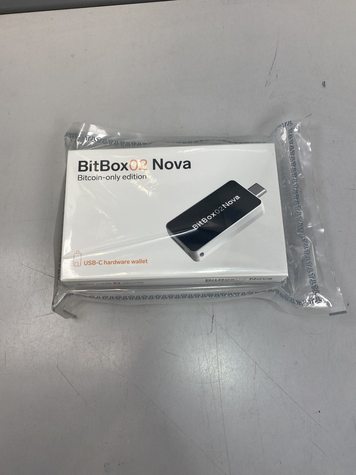 Bitbox - Bitbox02 Nova Bitcoing-only Edition Wallet - Polar White