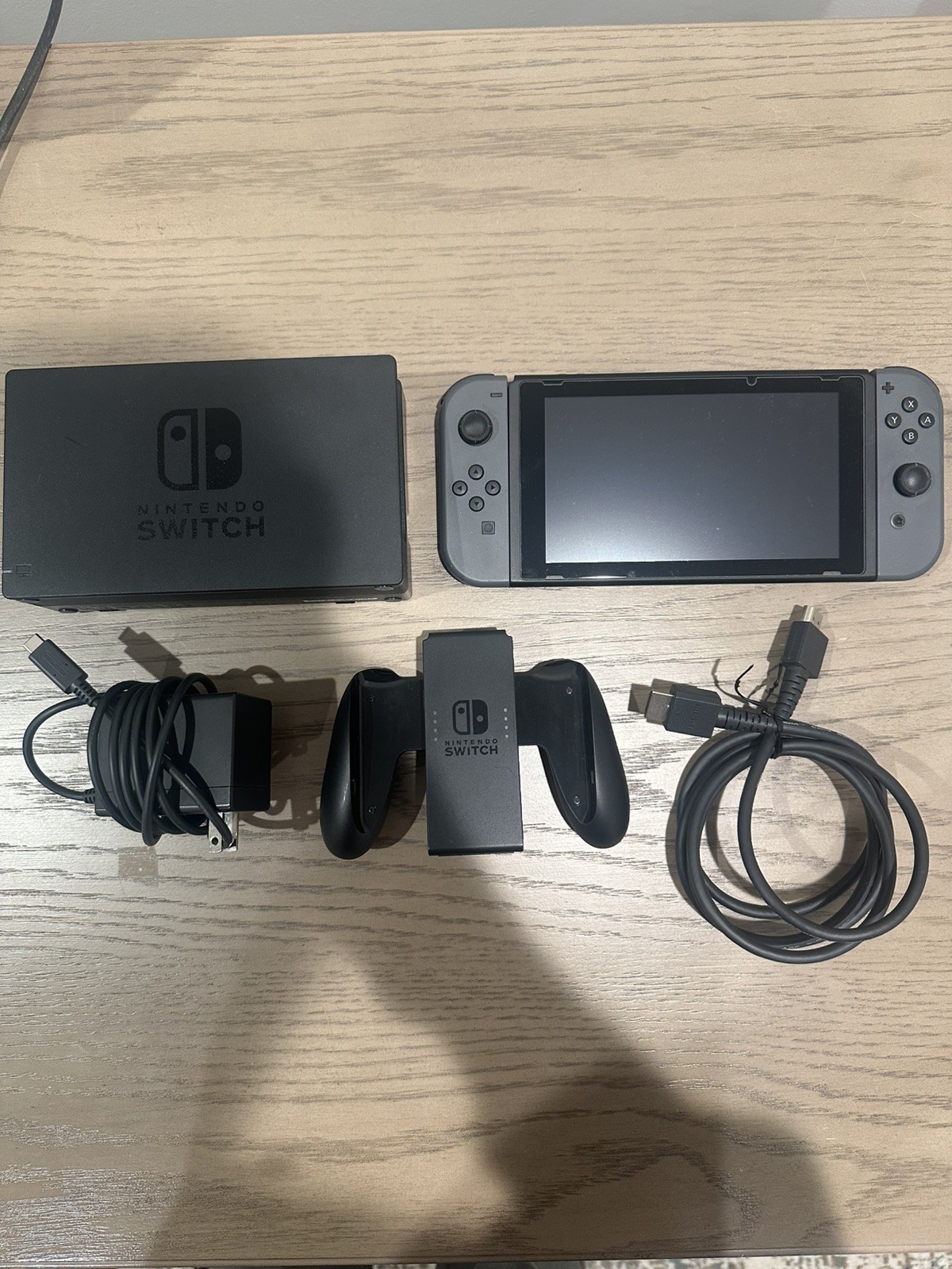 Nintendo Switch Black Gray Console Joy-Con Dock Bundle. Great Condition