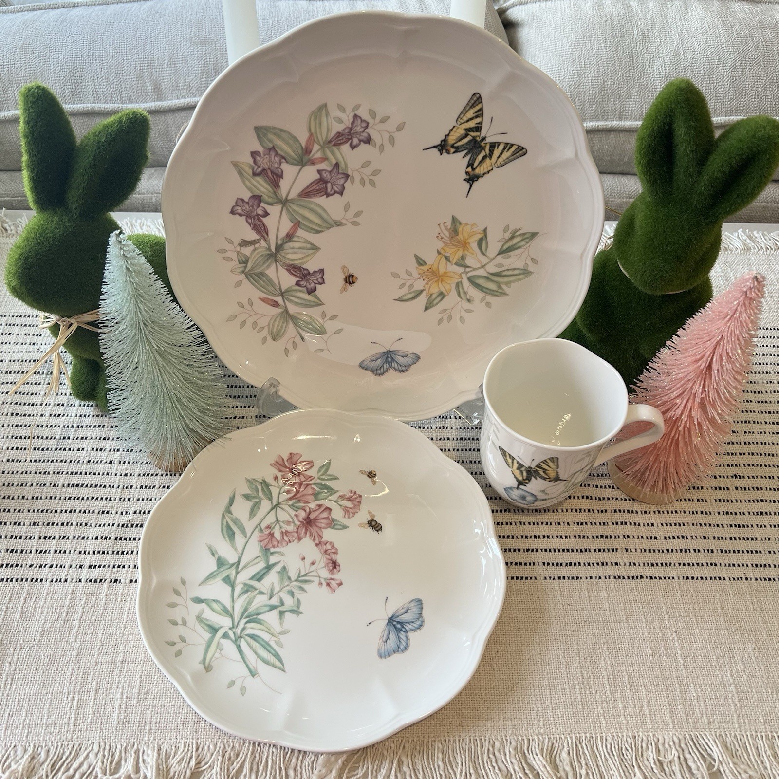 Lenox Butterfly Meadow Swallowtail Porcelain Dinnerware 3pc Plates & Mug Set