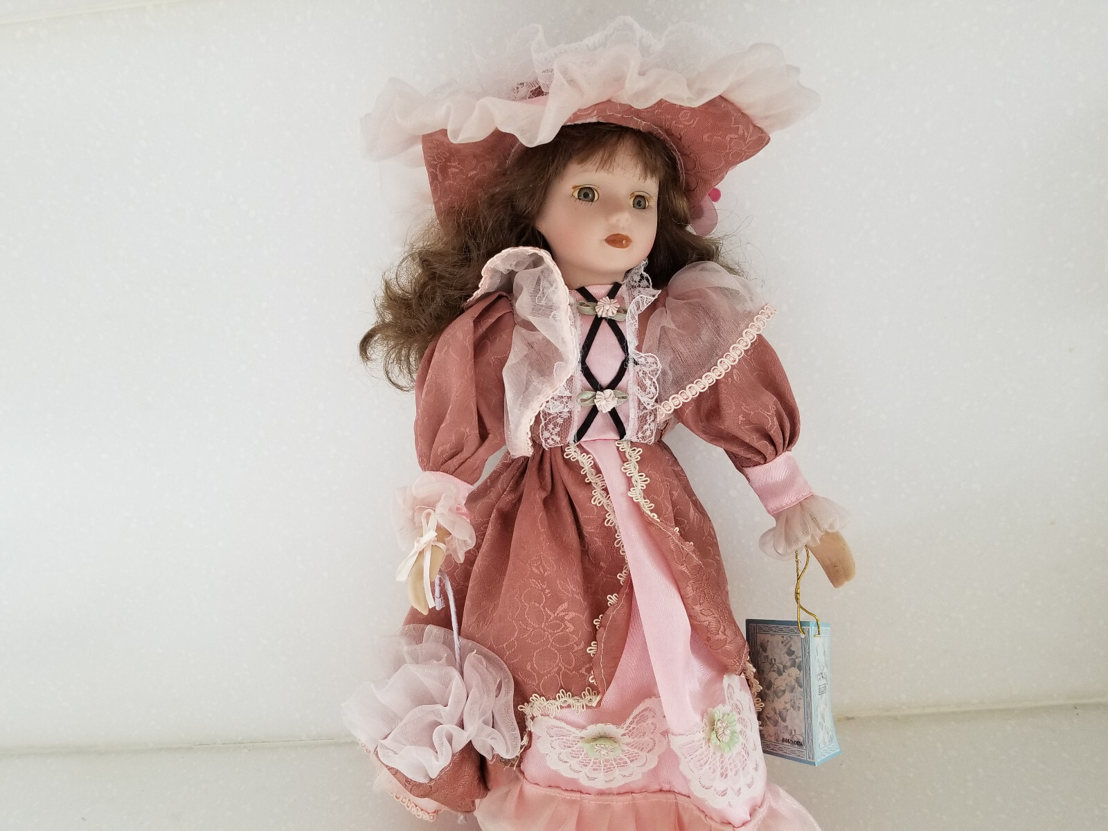 VTG Cathay Collection Diana Porcelain Doll with Parasol & Stand 15"