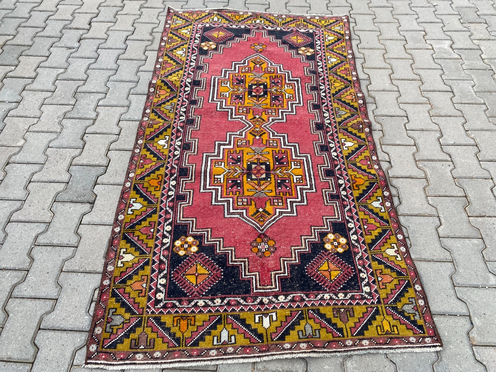 Boho Turkish Area Rug 3.7x6.9 ft Oushak  Wool  Bohemian Rustic Medallion Decor
