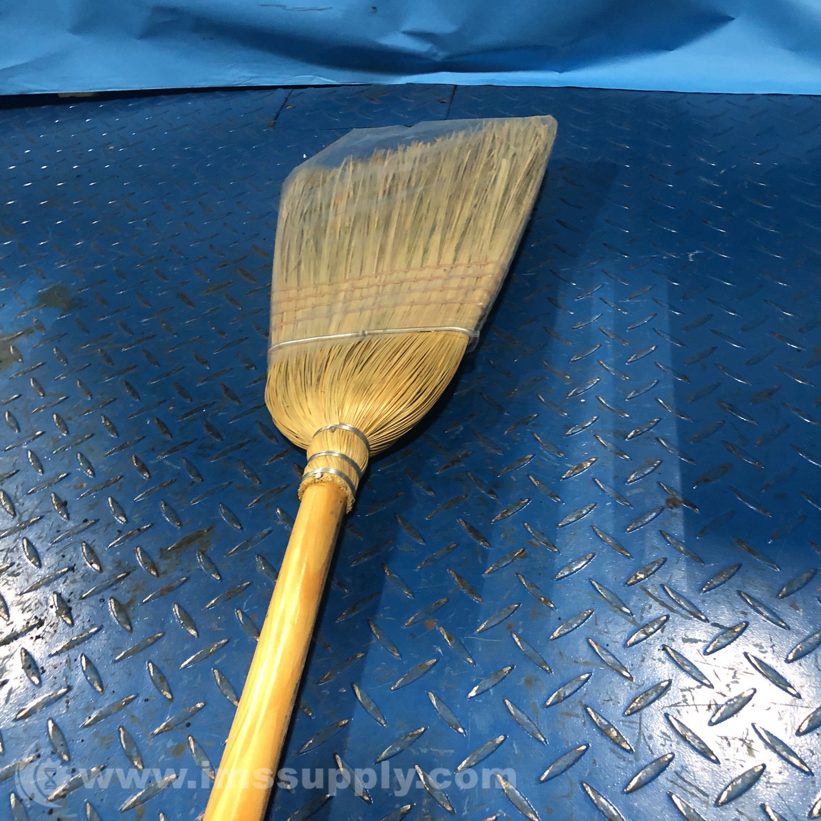 Clean Choice 610013 Corn Broom FNIP