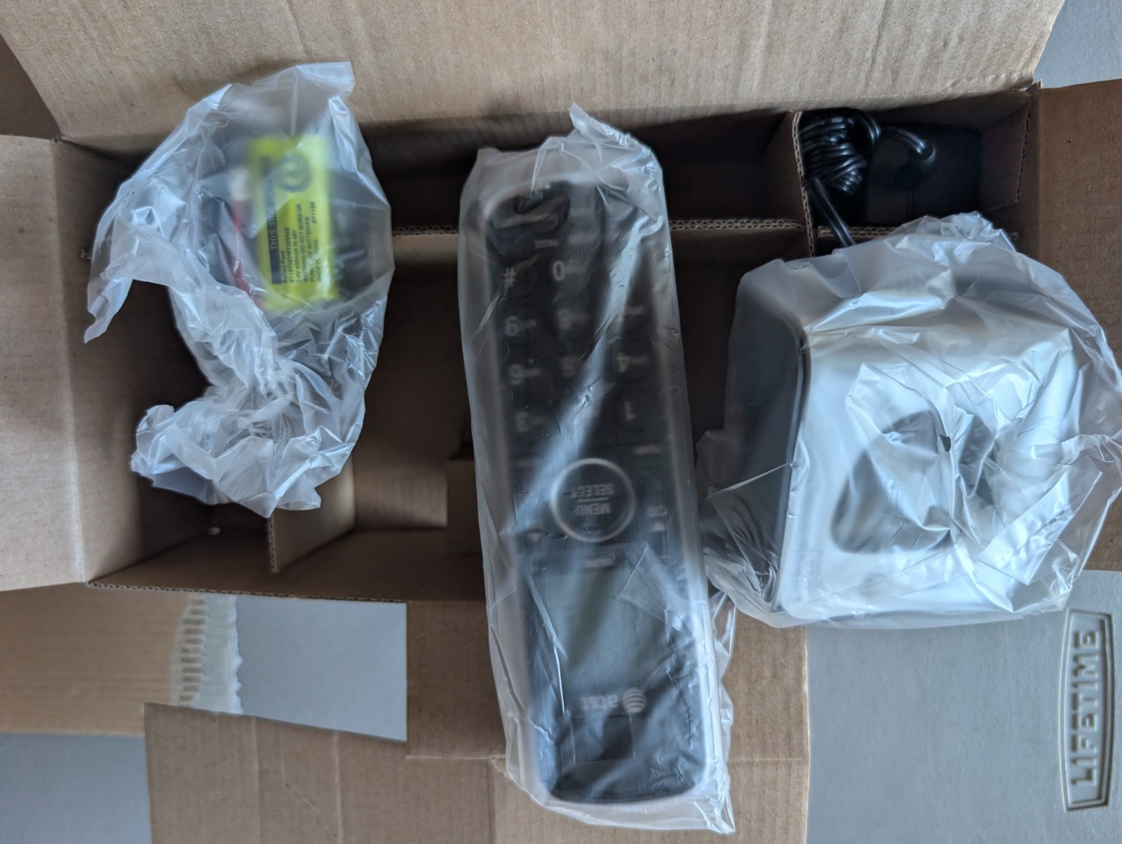 AT&T CL84350 DECT 6.0 Cordless Handset with Charger Base and Battery