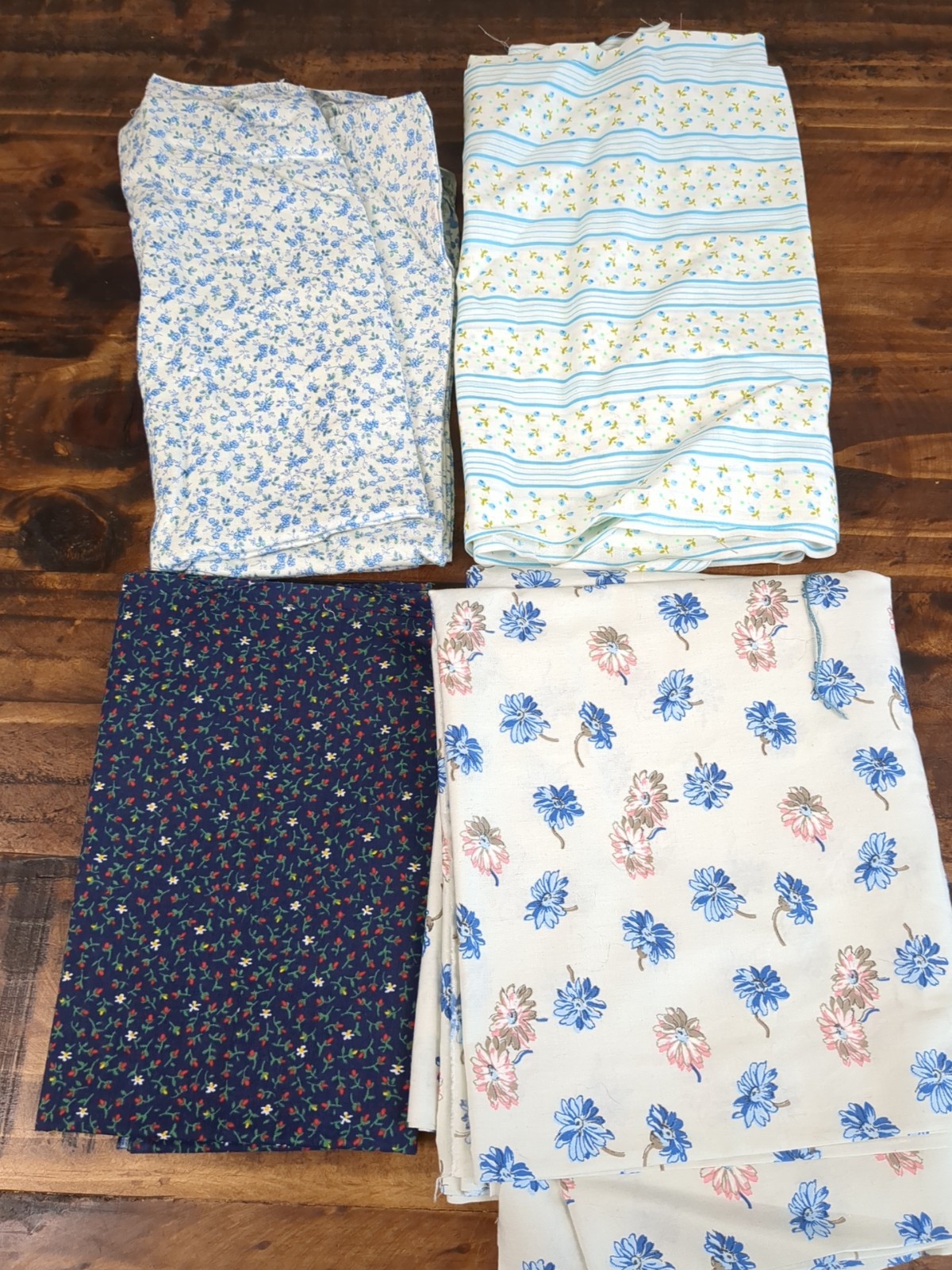 Lot of blue and white Fabric, floral, 1lb 14oz