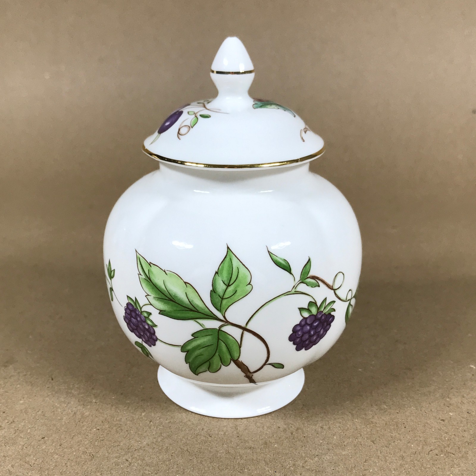 Aynsley Georgian Fruit Vintage Lidded Pot