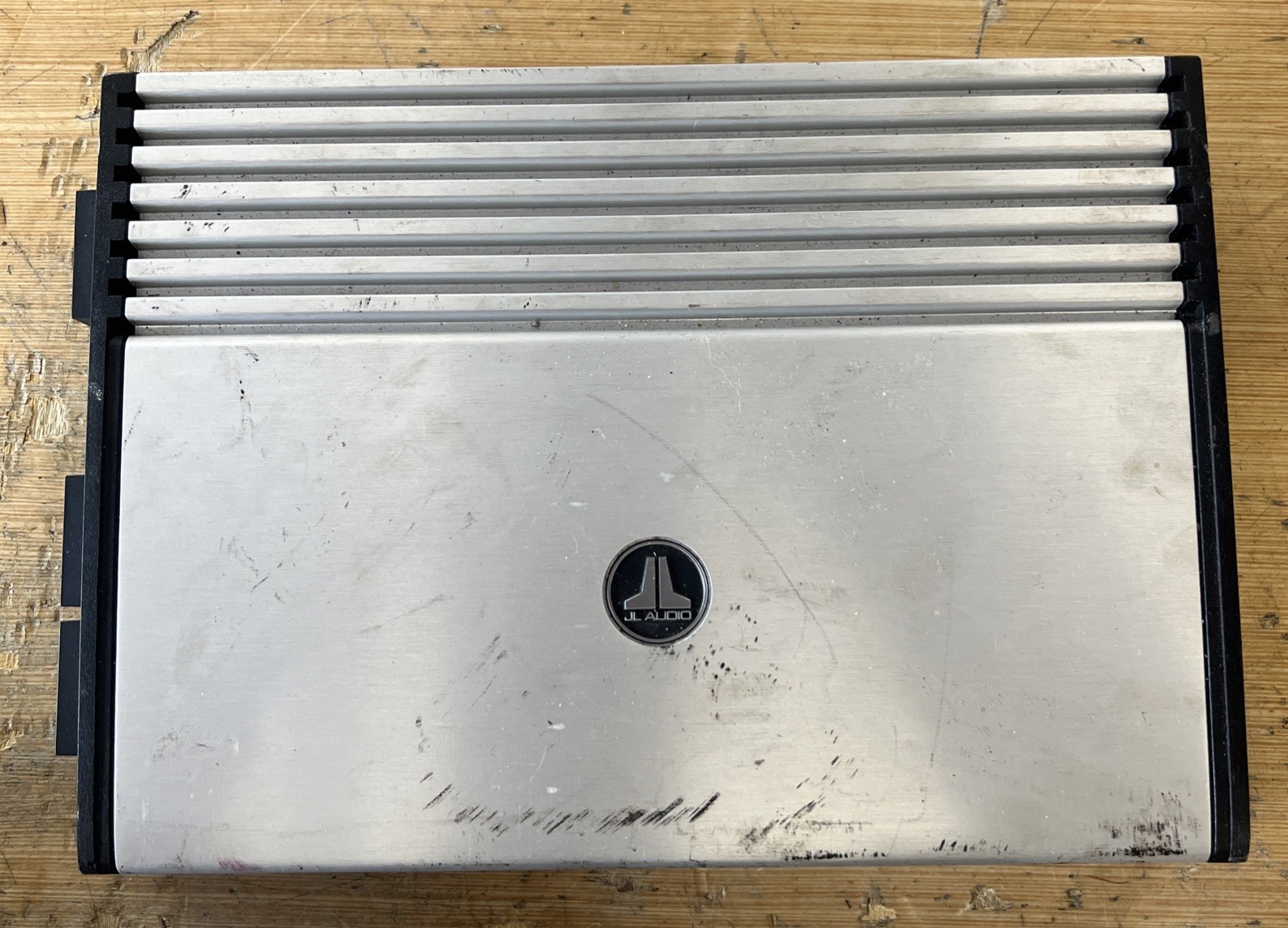 JL AUDIO AMPLIFIER A4300 4 CHANNEL *TESTED AND WORKING*