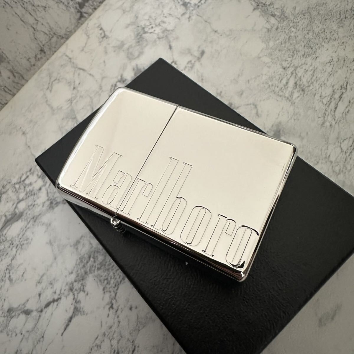 Zippo Marlboro 2010 FamilyMart Limited Edition Unused Rare