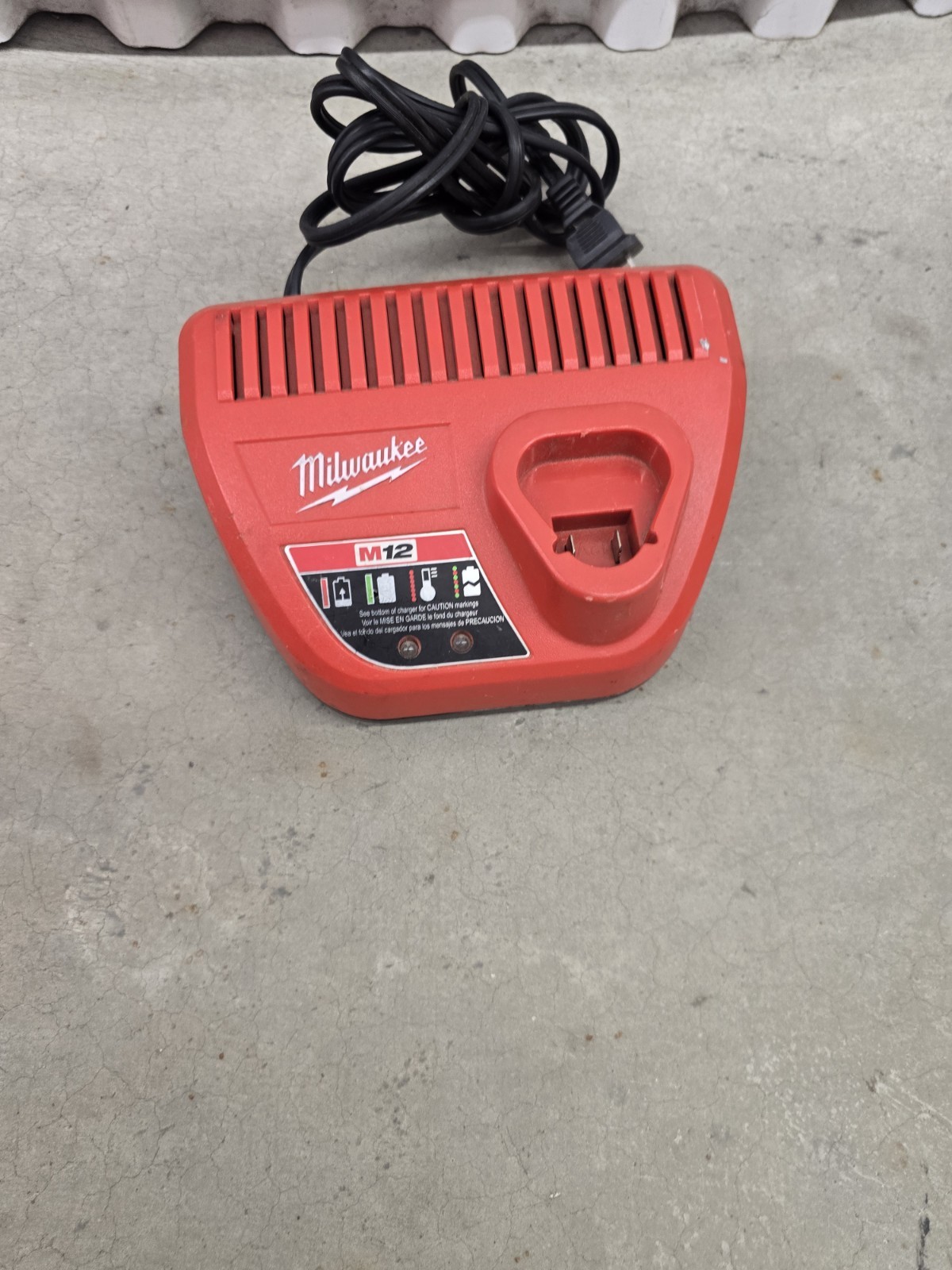 Milwaukee M12 12V Red Power Tool Battery Charger for Single Battery Charging