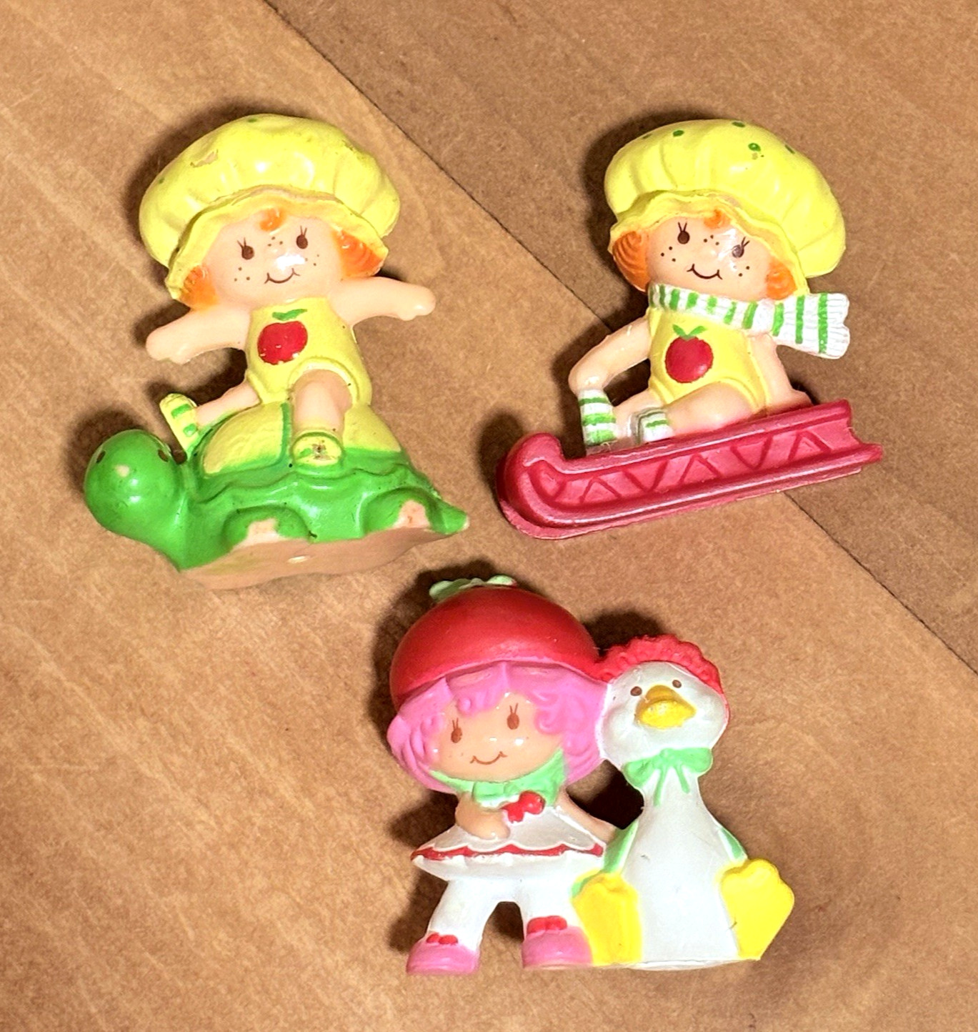 American Greetings Strawberry Shortcake Apple 1982 Vtg 3 PVC 1.5" Figures Lot