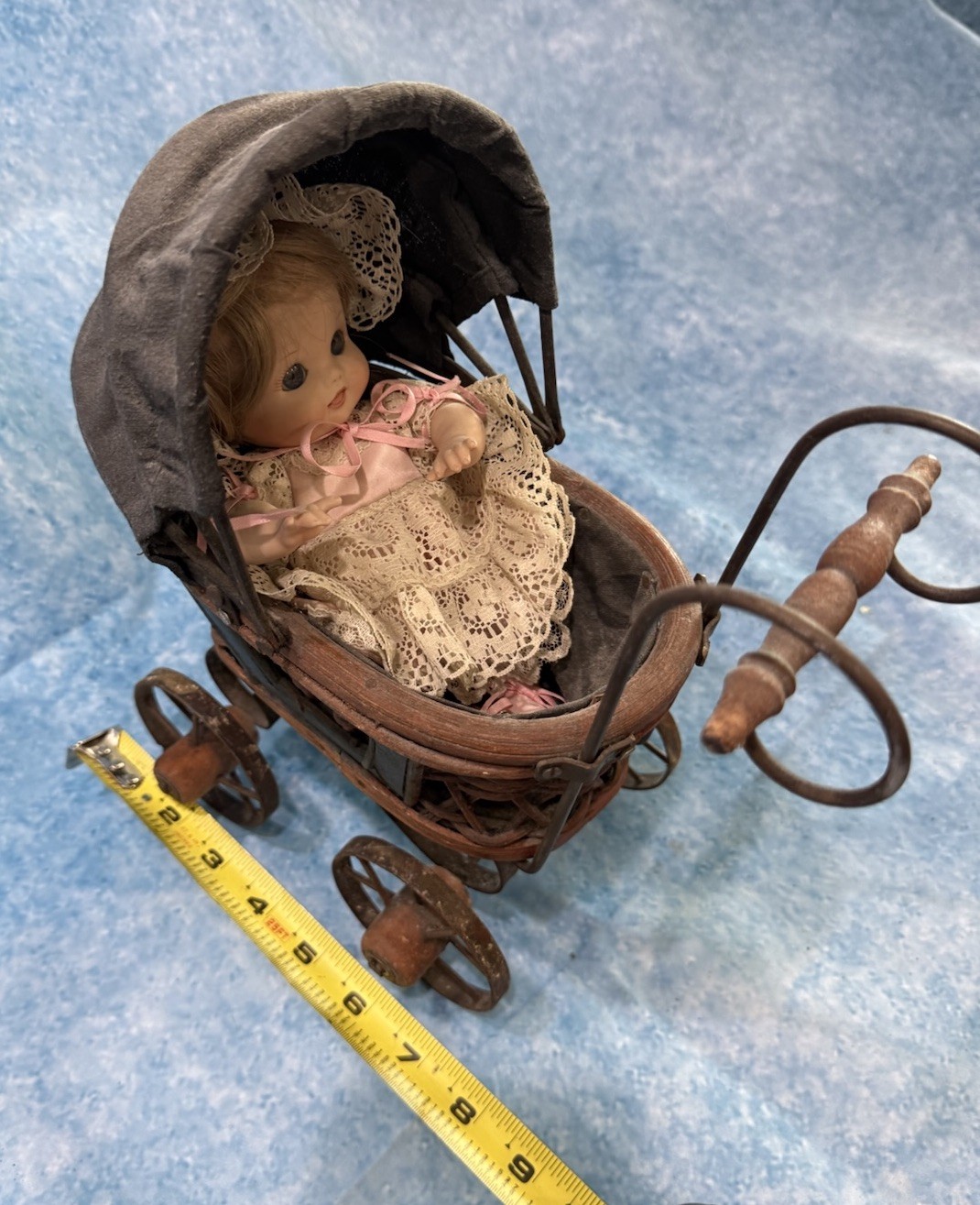 VINTAGE Wicker/Metal Baby Doll Buggy Stroller Victorian