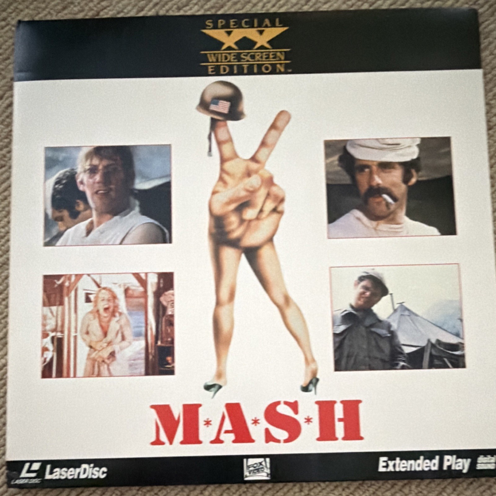 M*A*S*H LaserDisc Special Wide Screen Edition Donald Sutherland 1970