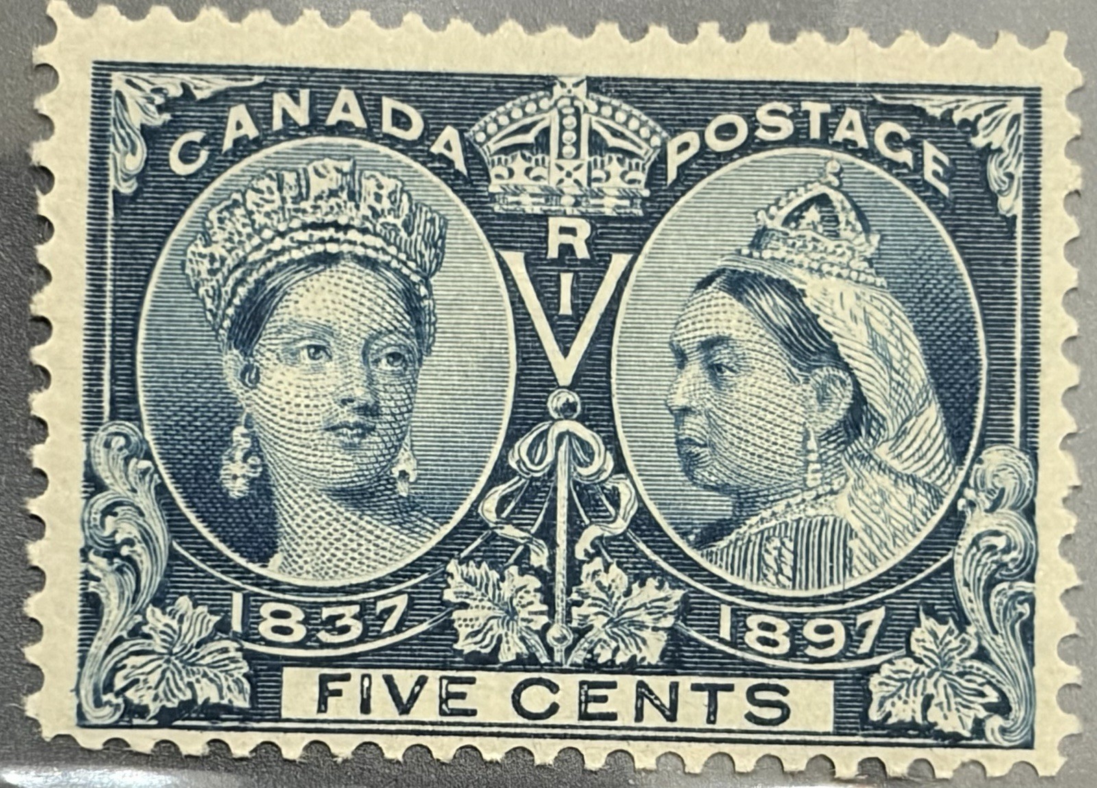 CANADA - # 54 QV Jubilee 5 Cent Mint NeverHinged - CV $ 170