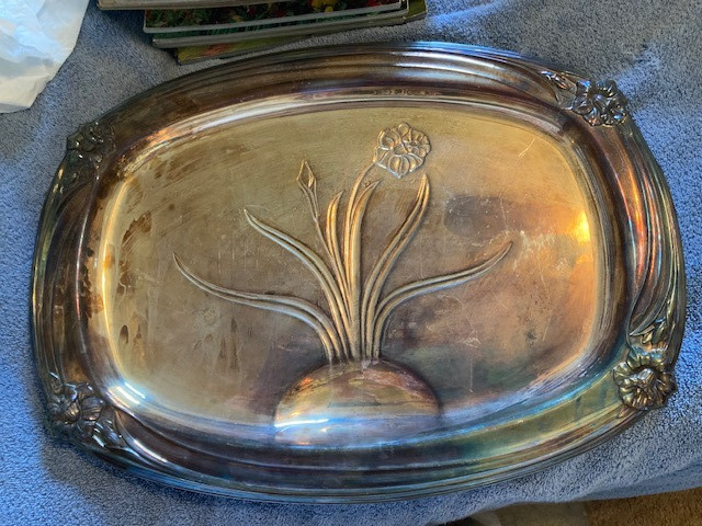 Vintage Silver Plate Serving Tray - 18 x 13.5 - Floral Indent - VGVC