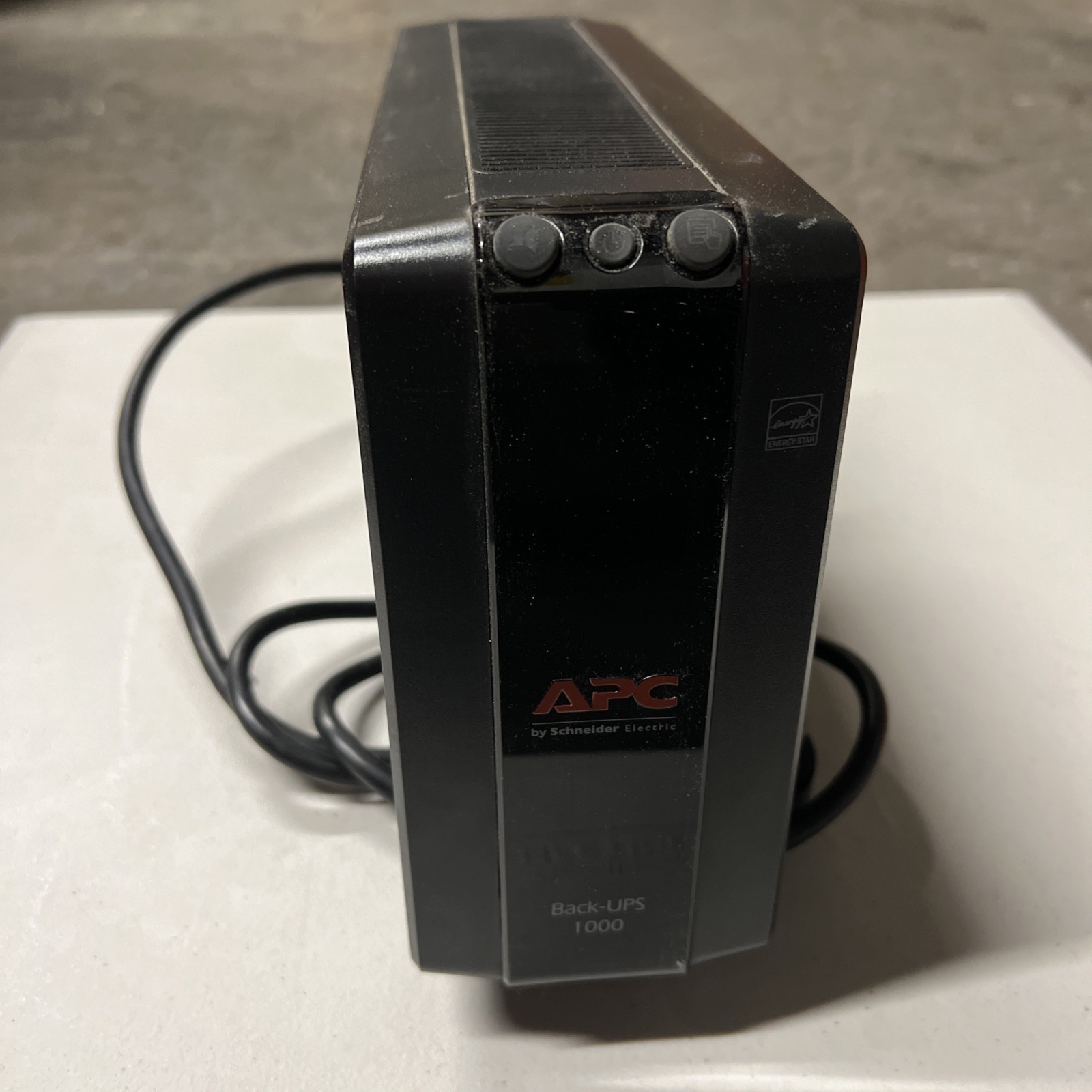 APC BX1000M-LM60 Back-UPS Pro 1000VA 600 Watts Battery Back-Up System - Black