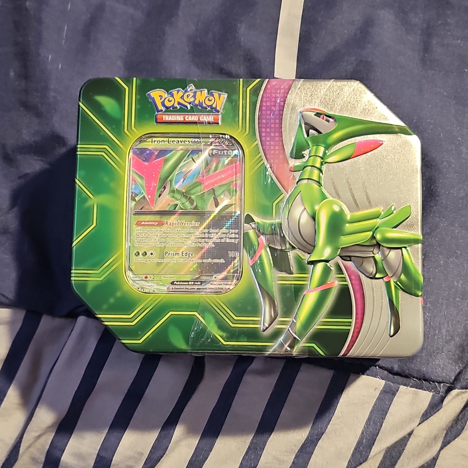 Pokémon Paradox Clash Tin Iron Leaves EX & Walking Wake 5 Booster Packs