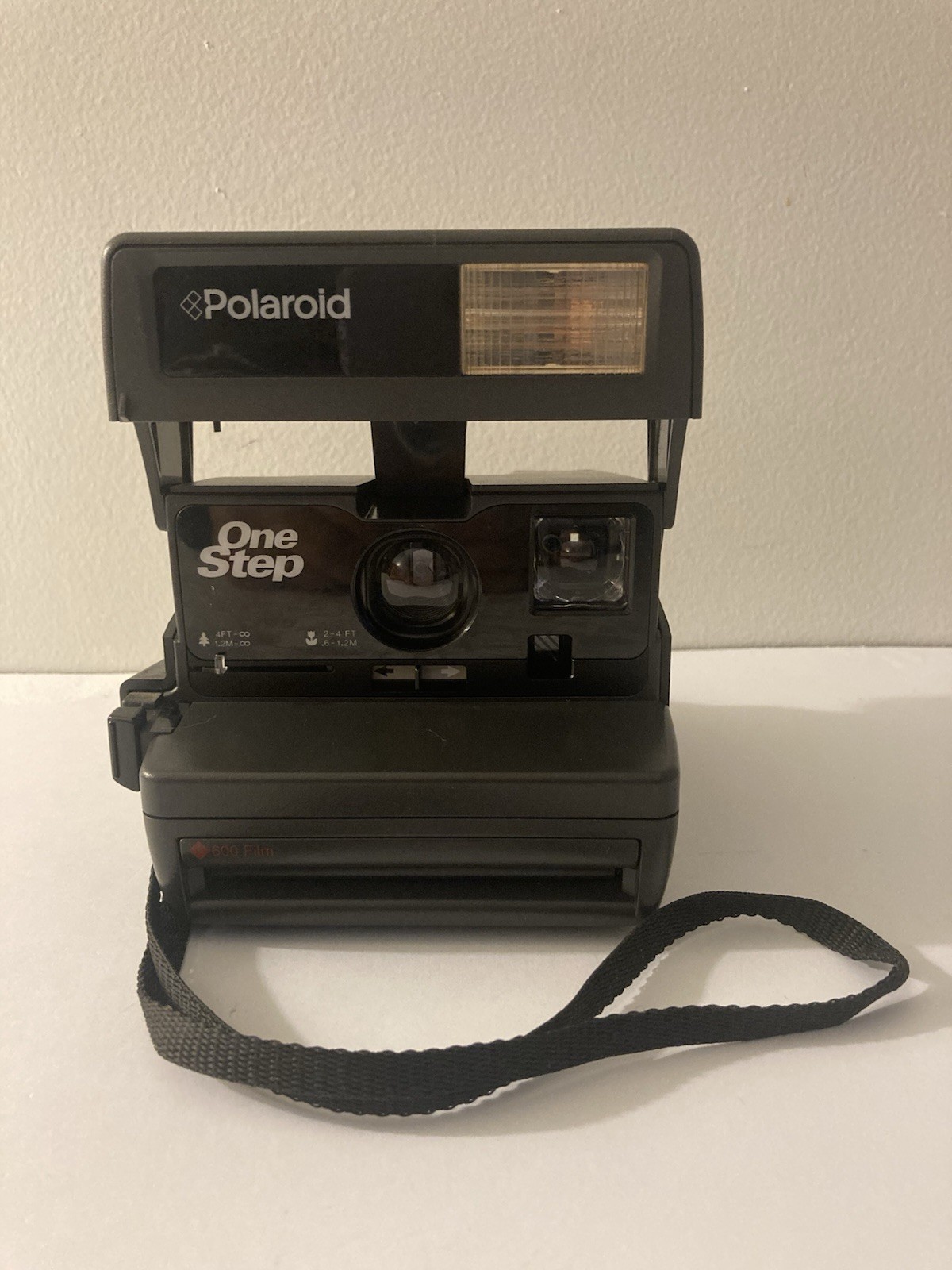 Polaroid 600 One Step Flash Camera Vintage Black with Strap