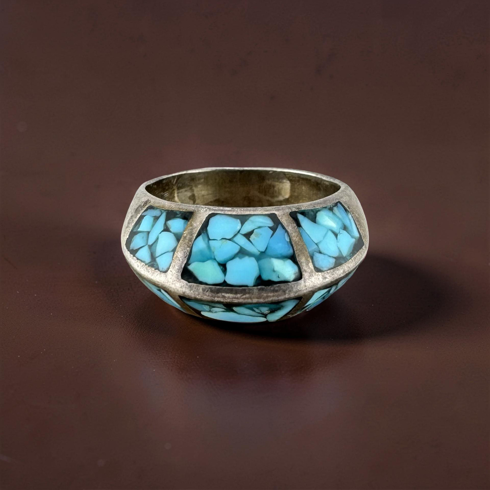 Vintage Sterling Silver Inlaid Turquoise Chip Southwestern Style Ring
