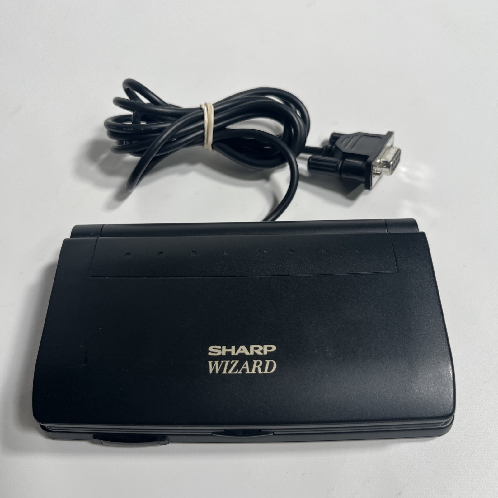 Sharp Wizard OZ-570 with Dock Pocket Organizer Personal PDA Data 256 KB