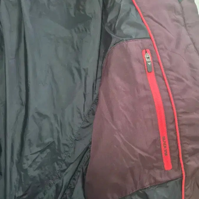 Black Diamond Quilted Jacket Size 95