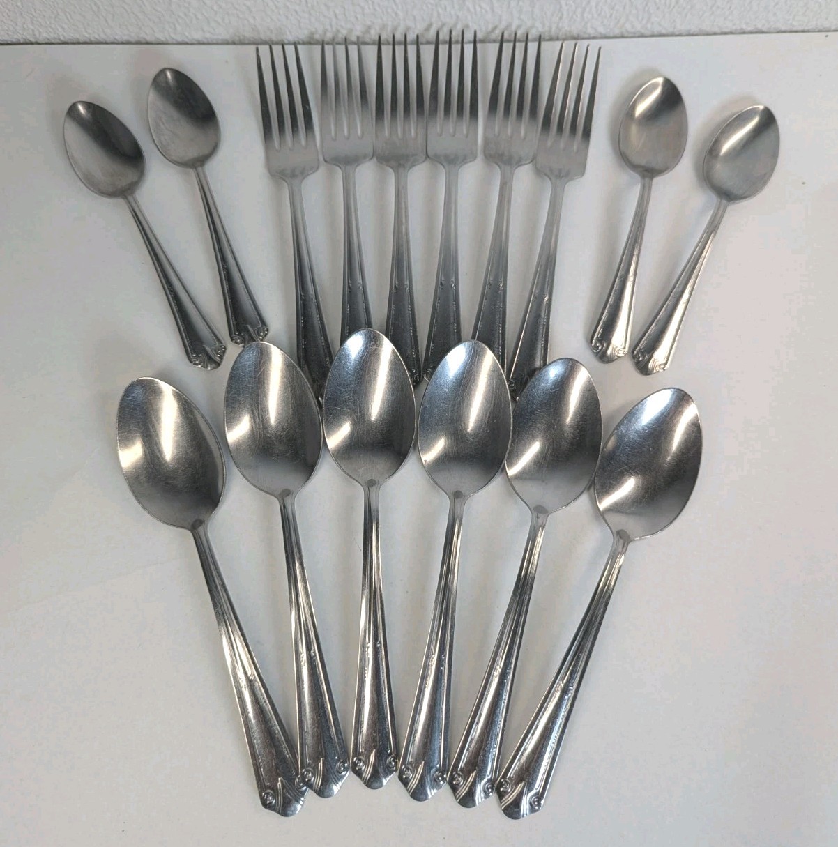 HB Co One 16 Set 4 Tea Spoons 6 Soup 6 Dinner Forks Vintage Stainless Flatware