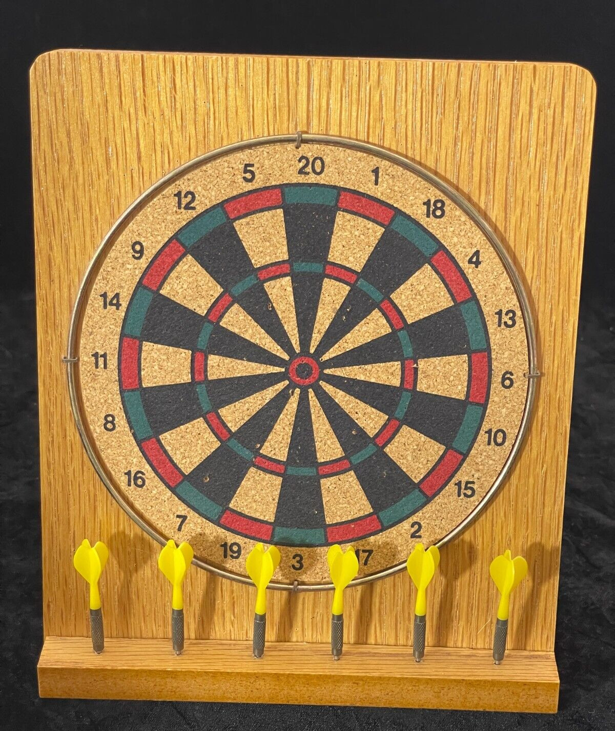 Mini Desk Top Dart Board with 6  Steel Tip Mini Darts