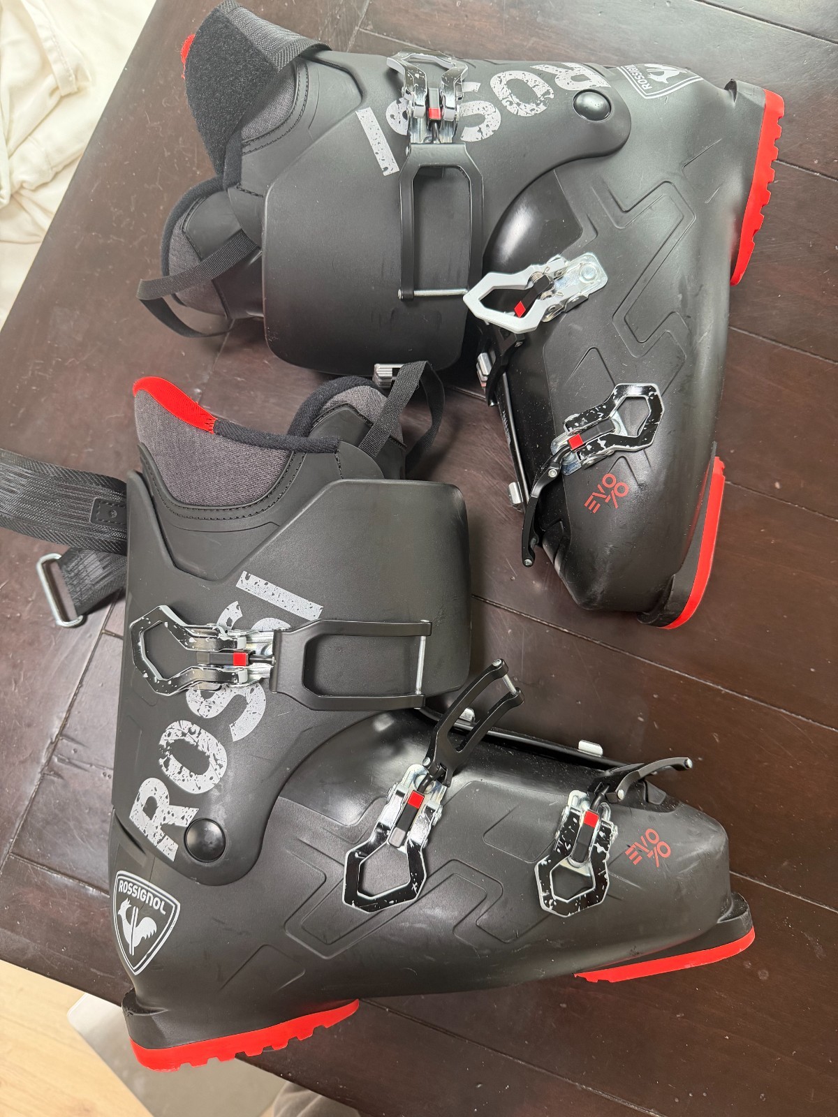Rossignol Mens Evo 70 Ski Boots. Size 29.5. Used Once. Black.