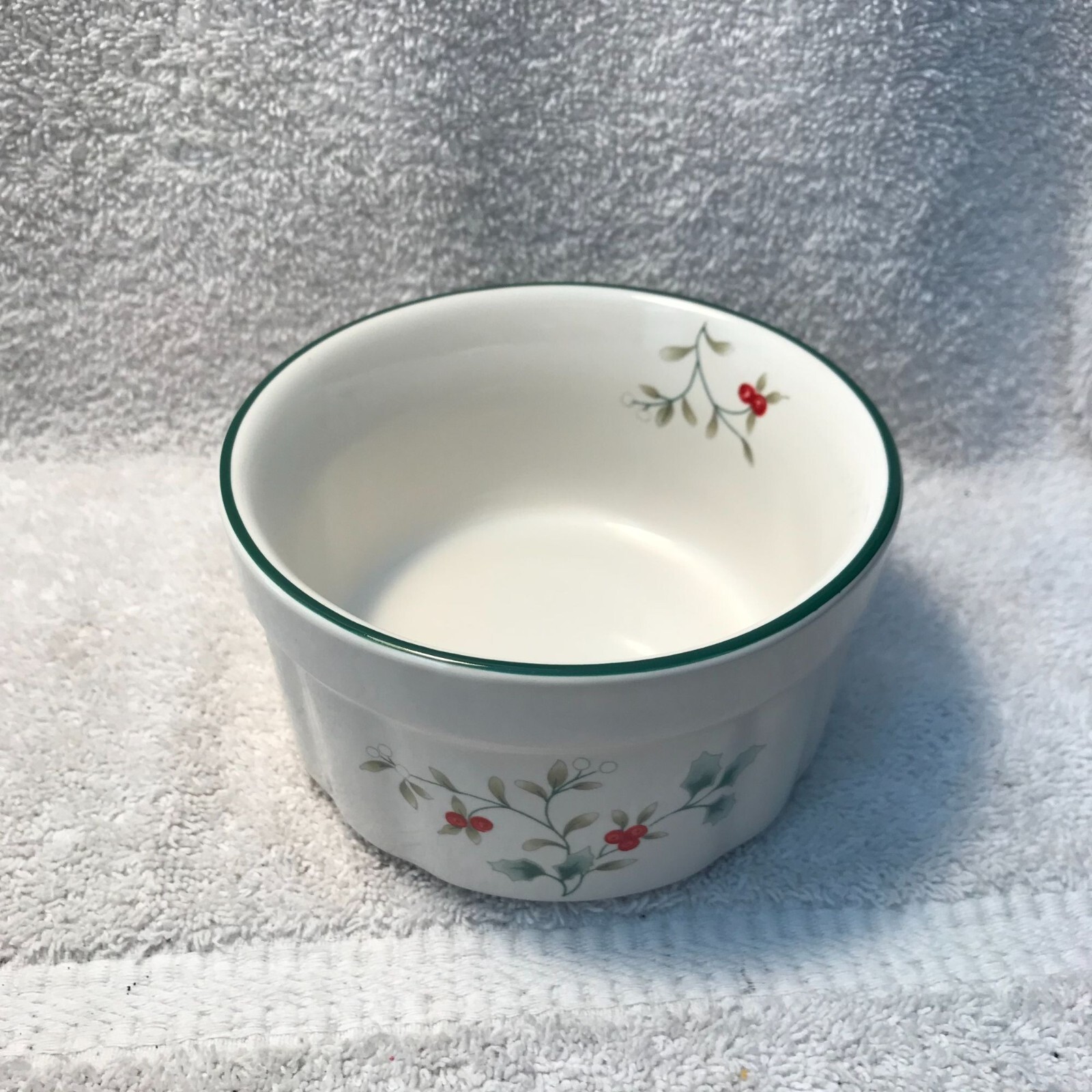 Pfaltzgraff Winterberry 6" Ramekin Bowl - Holiday Cheer for Your Kitchen
