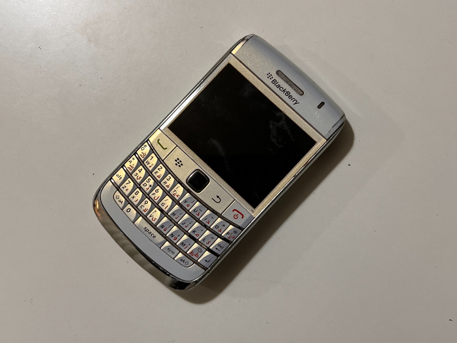 Blackberry 9780 Vintage cell phone white color