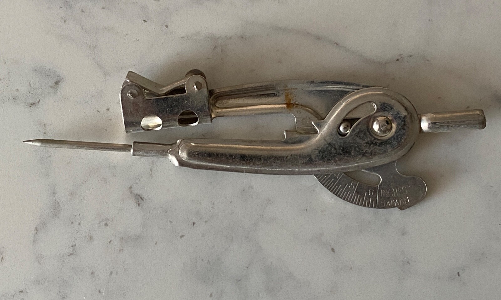 Vintage Compass Metal Drafting Tool ~  Made In Taiwan Mathematics silver color