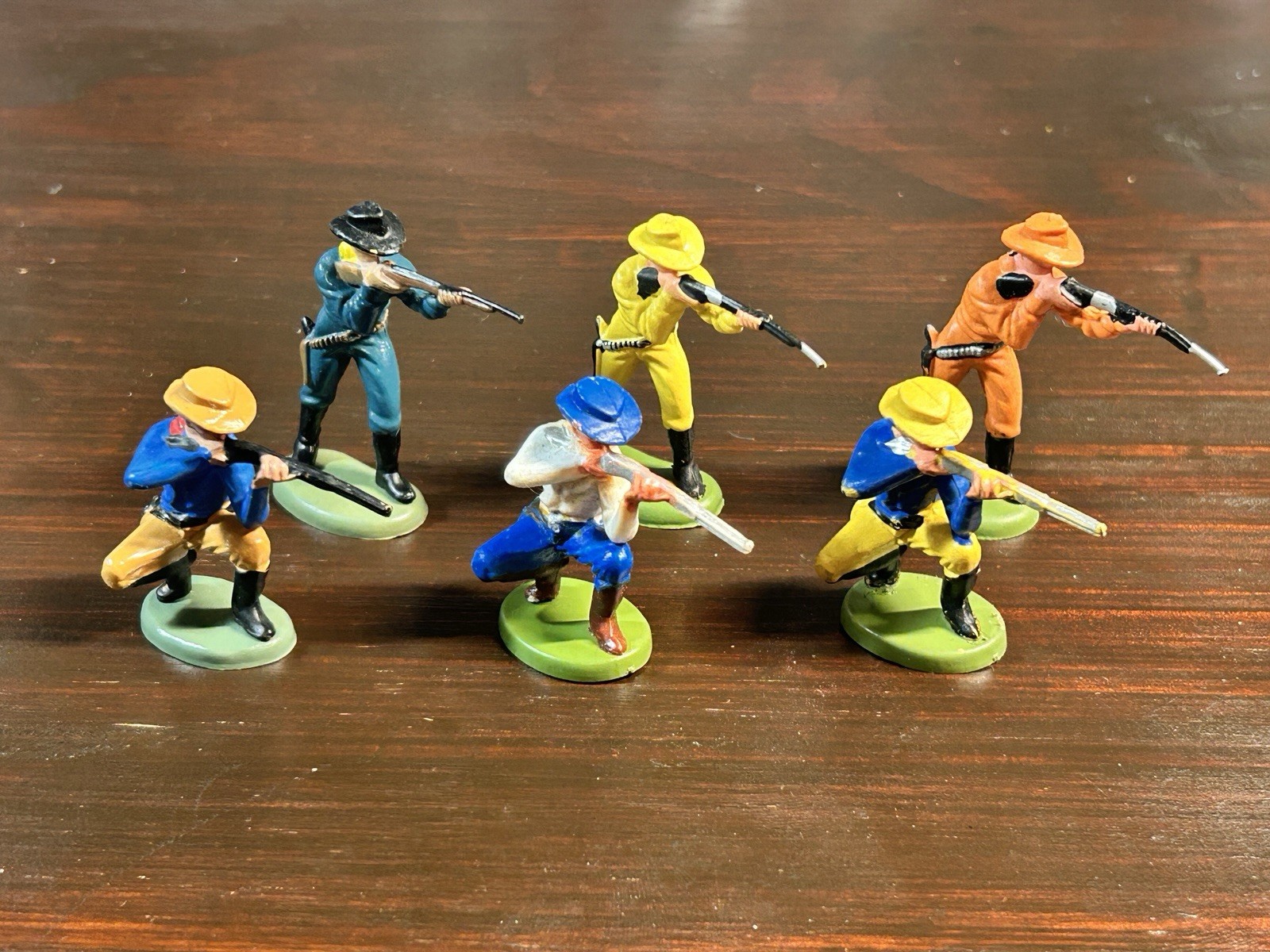 Vintage Britains Herald Cowboys - "Riflemen" Variations - Wild West - Late 1960s