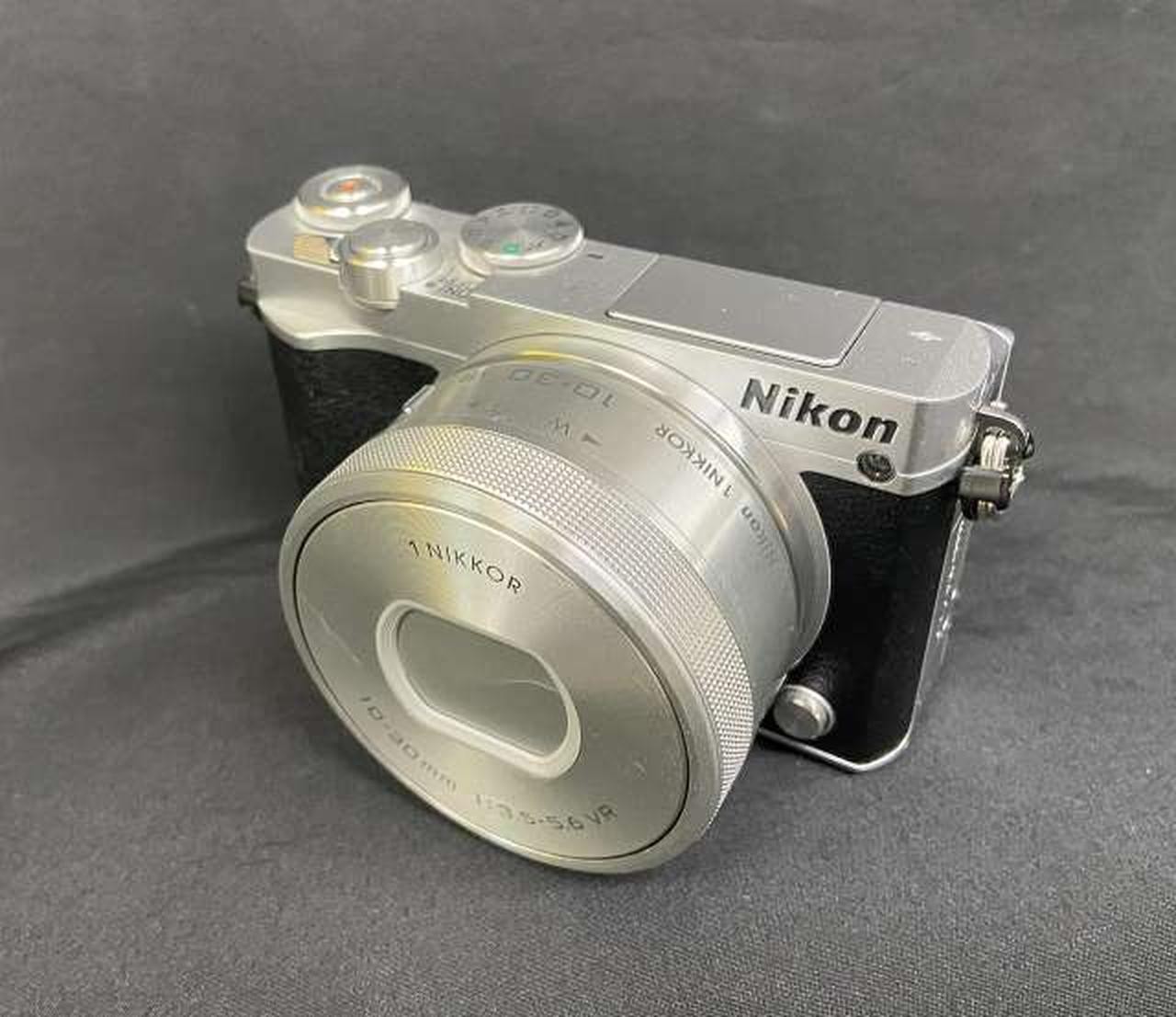 Nikon 1J5 Mirrorless Camera 20fps Burst EXPEED 5A 20.5MP Java NIKON From Japan